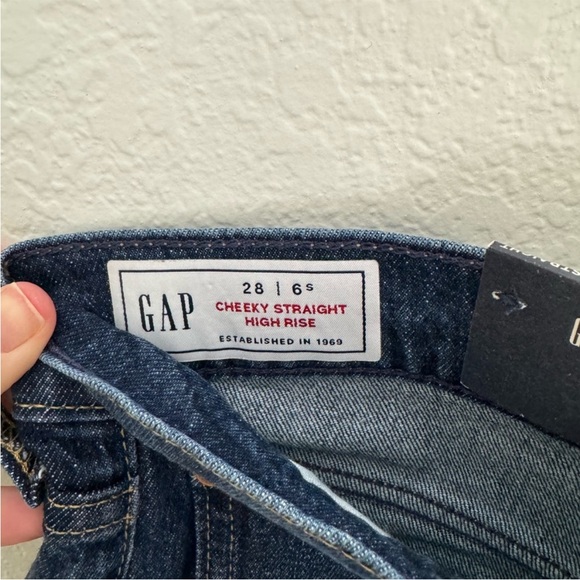NWT Gap Cheeky High Rise Straight Jeans 28/6S - Picture 4 of 6